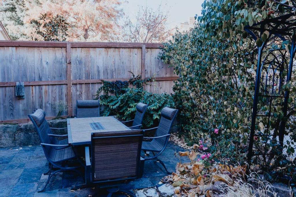 Chic 1Br Balcony & Laundry Soulard Lägenhet Saint Louis Exteriör bild